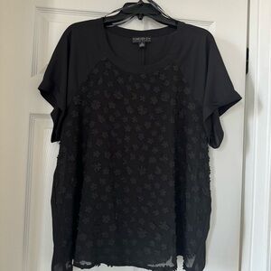 Forever 21 Plus Size Black Flower Shirt